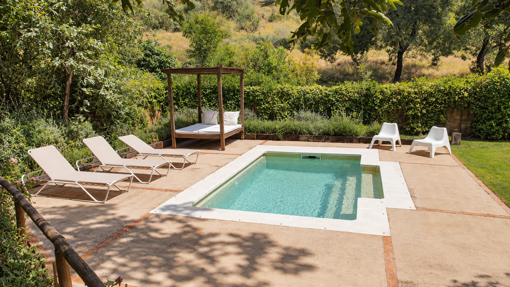 Private pool at Villa Los Fresnos