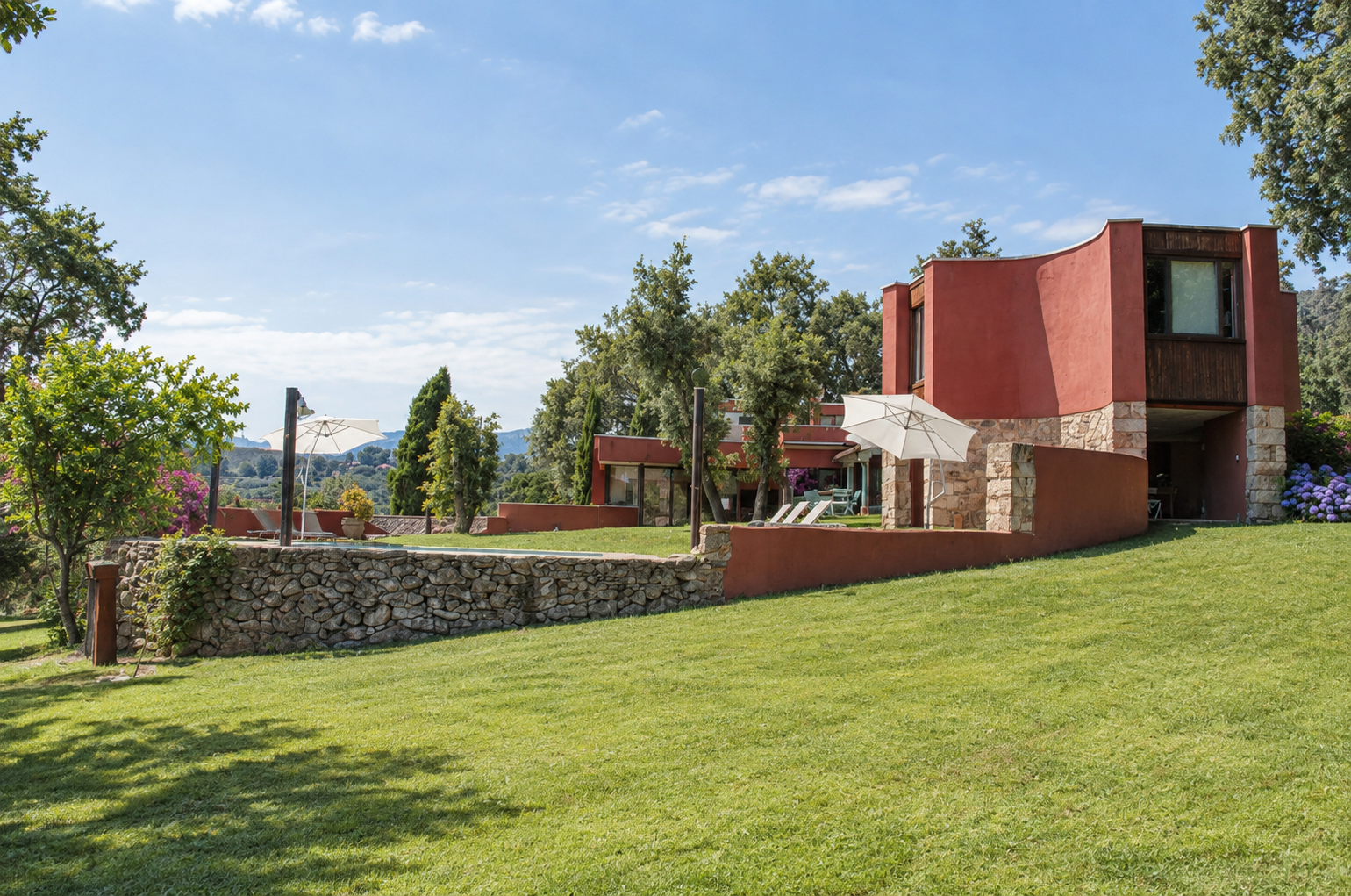 Villa Candelaria seen from the garden