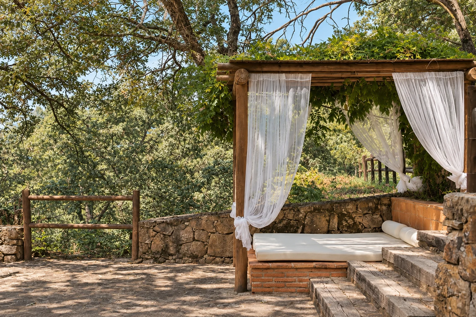 Day bed in the garden of Villa Los Robles