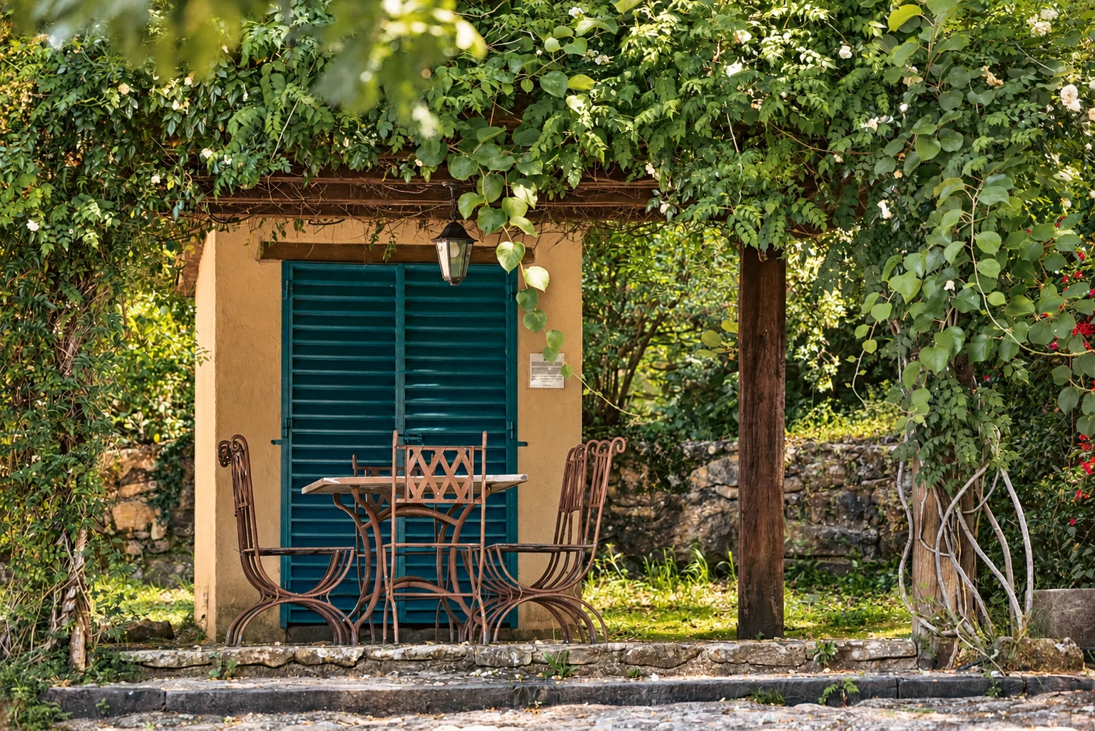 Garden cottage at Villa El Arroyo