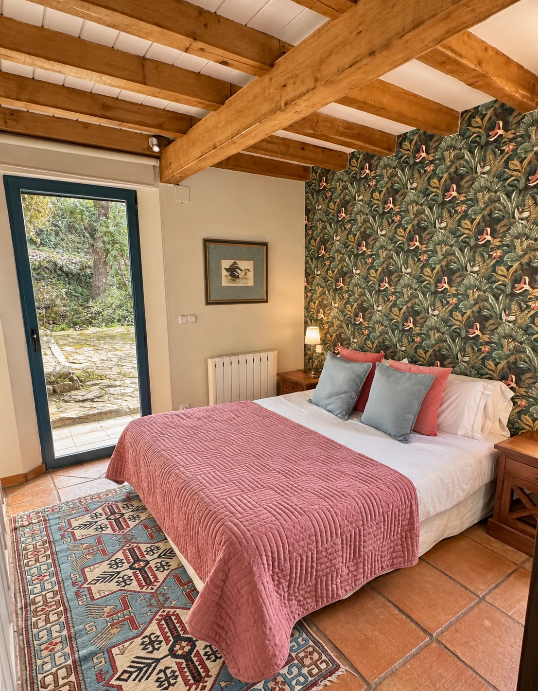 Pink bedroom at Villa El Arroyo