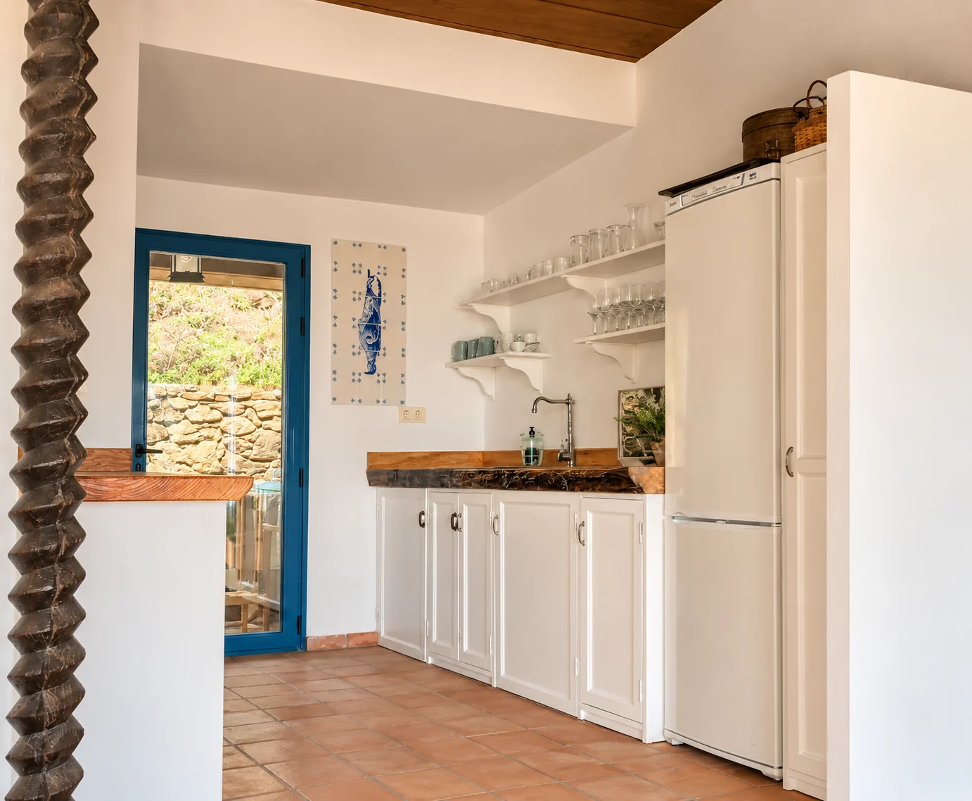 Equipped kitchen at Villa El Arroyo