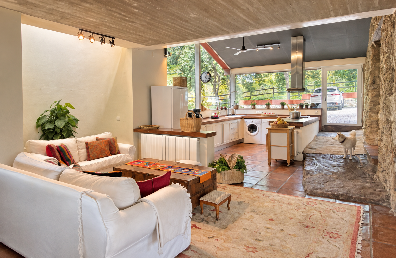 Living room at Villa Candelaria opening onto the garden