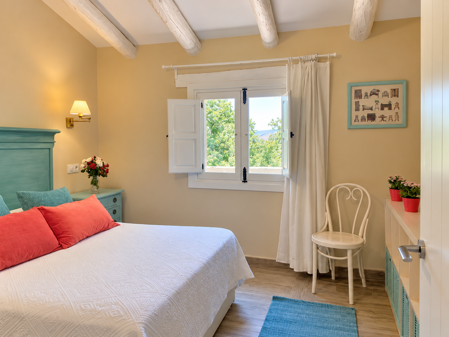 Twin bedroom at Villa Los Fresnos