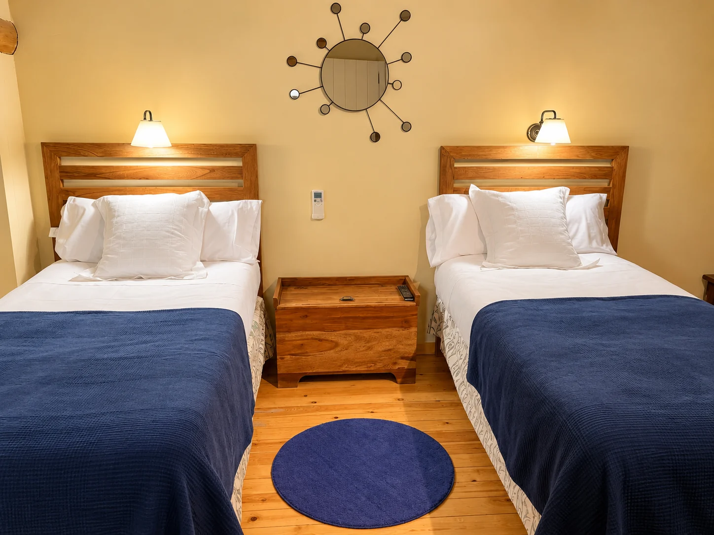 Twin bedroom at Villa Los Madroños