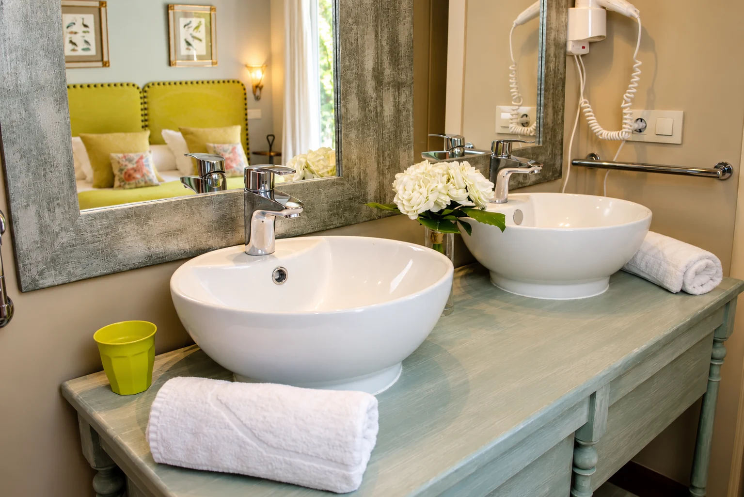 Bathroom at Villa Los Castaños with a double washbasin