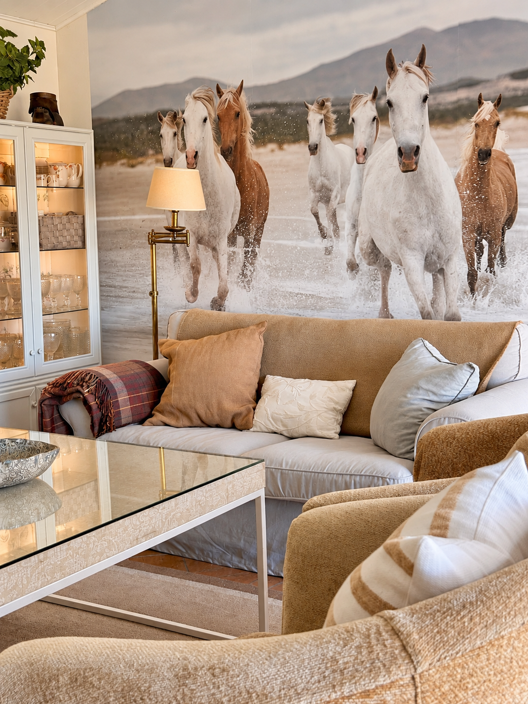 Bright living room at Villa Las Cuadras