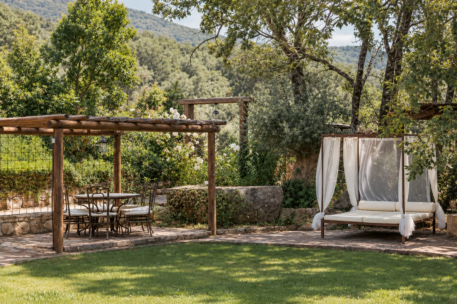 Day bed beside the pool at Villa Los Olivos