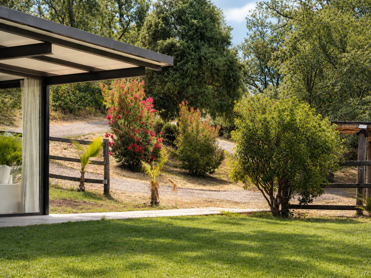 Private garden of Villa La Palmera