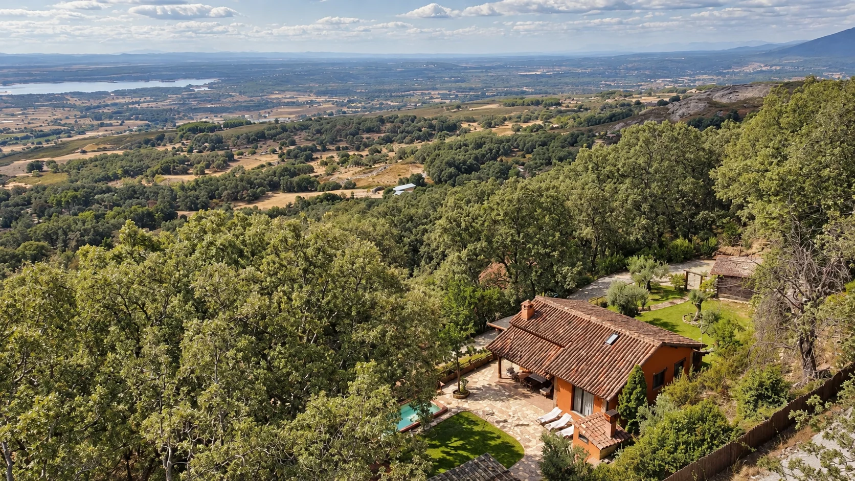 Aerial view of Villa Los Olivos and the estate's trees