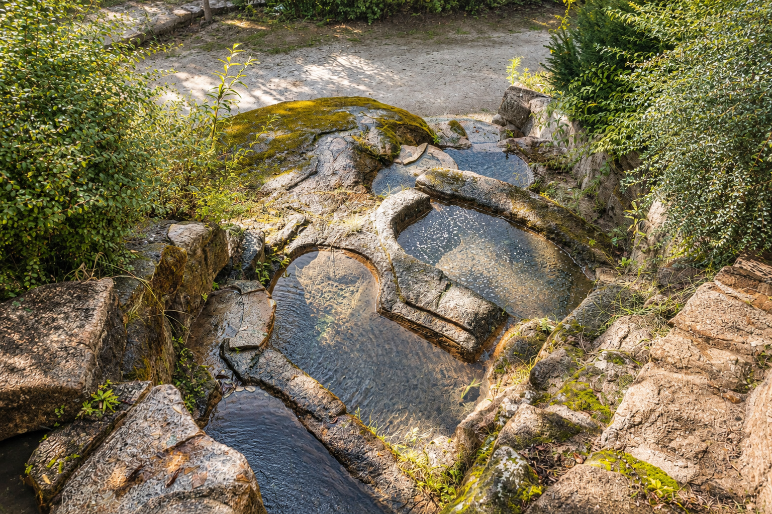 Stream among rocks in the natural surroundings of Chilla
