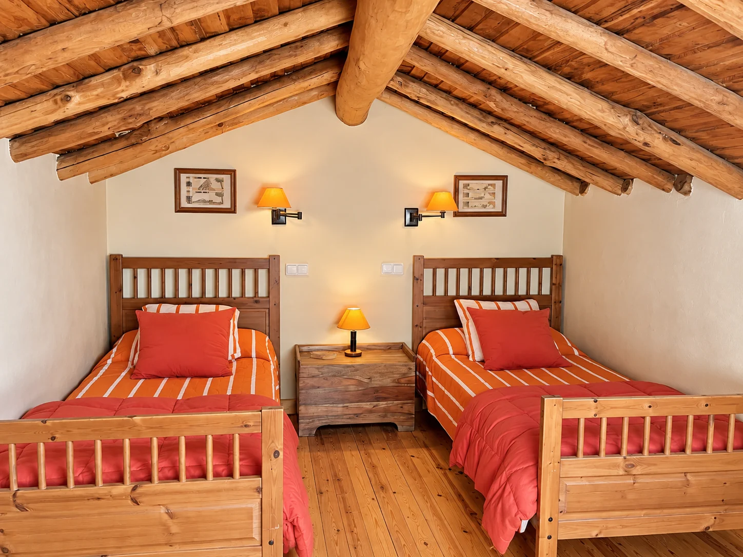 Twin bedroom at Villa Los Robles